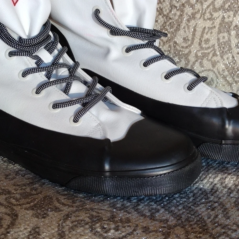 Hunter for Target Adult Unisex Sneakers M12/ W14   Nwot in White and Black - Picture 4 of 6